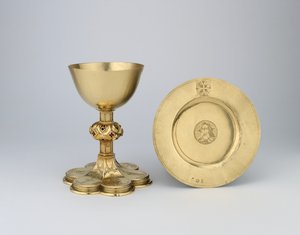 Kalich a paténa, 1507-08 (zlato se smaltem)