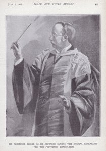 Anglický skladatel, varhaník a dirigent Sir Frederick Bridge zkouší na odloženou korunovaci krále Edwarda VII od English School