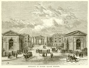 Vjezd na nádraží Euston Square od English School