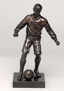 Fotbalista, část sady hodin (malovaný spelter) (viz také 315475-315477) od English School