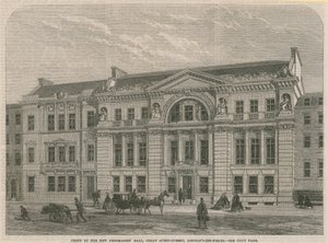 Před novým Freemasons Hall, Great Queen Street, Lincolns Inn Field, Londýn od English School