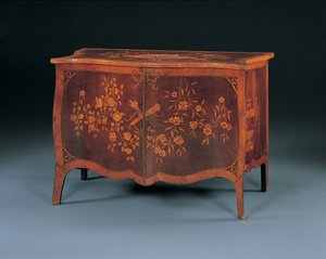 Intarzivní komoda George III na způsob Johna Cobba, kolem roku 1770 (amaranth & tulipwood) od English School