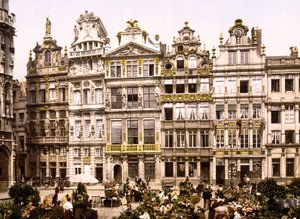 Staré domy na Grand Place, Brusel (ručně kolorovaná fotografie) od English School