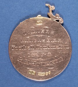 Rub medaile fotbalového klubu Preston North End, 1897-98 (kov) (viz také 315000) od English School