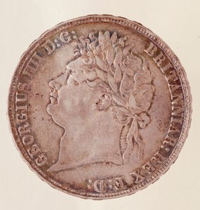 Stříbrná anglická koruna, vláda krále Jiřího IV (1820-1830). Průměr 3,7 cm Neapol, museo archeologico od English School