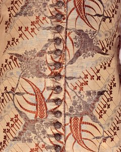 Vesta s rukávy, cca 1705-15 (hedvábí a brokát) od English School