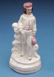 Staffordshire figurka chlapce ze školy rugby, kolem roku 1860 (keramika)