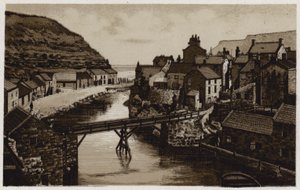 Staithes (litho) od English School