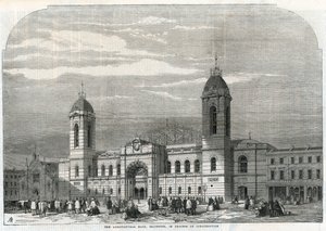 Zemědělská hala v Islingtonu v procesu výstavby od English School