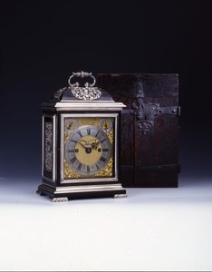 The Barnard Tompion, Tompion and Banger, London, No. 460, marking bracket clock, c.1708 (eben & silver) (viz také 745882-88) od English School