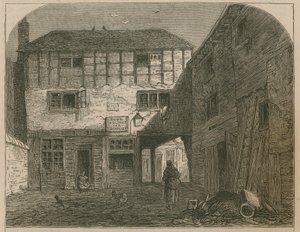 Starý červený lev zepředu od English School