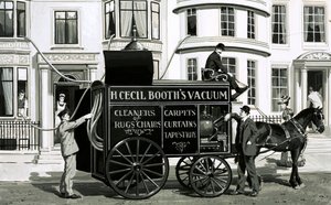 Viktoriánské úklidové služby, H Cecil Booth od English School
