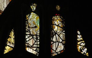 Okno s1 zobrazující andělskou hierarchii: rchangels od English School