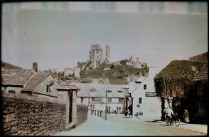 Corfe Castle, Corfe Castle, Purbeck, Dorset, Velká Británie od Eric Maybank