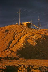 Cínový důl na náhorní plošině Jos, Nigérie, Afrika