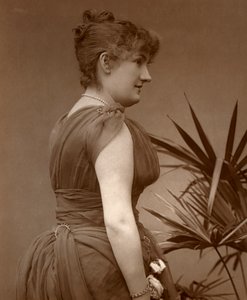 Slečna Edith Woodworth , britská herečka, 1888