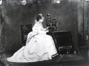 Sarah Bernhardt (1844-1923) v roli Marie de Neubourg ve filmu 