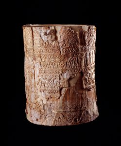 Etruská civilizace: slonovinové ciborium z hrobky Pania a Chiusi, Itálie – 7. století před naším letopočtem od Etruscan
