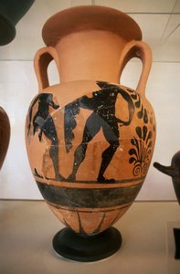 Etruská váza s černou postavou, z archeologického naleziště Roselle, Toskánsko, Itálie