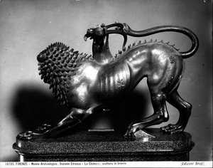 Zraněná chiméra z Bellerophonu (bronzová) (podrobnosti viz 104199) od Etruscan Etruscan