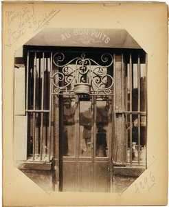 Stránka z alba "Documents for the History of Old Paris", c.1910 od Eugène Atget