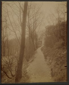 Père Lachaise, Kozí cesta od Eugène Atget