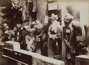 Katakomby, kapucínský klášter, Palermo, ca. 1895. od Eugenio Interguglielmi
