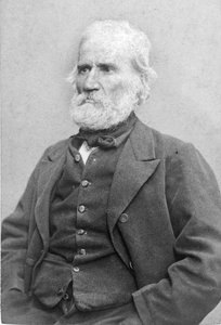 Louis Auguste Blanqui. 1805-1881. Socialistický teoretik a politik. Busta. Městský oblek