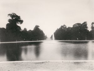 Jardin des Tuileries od Eugène Atget