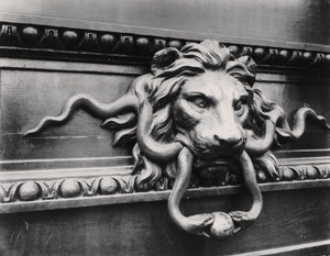 Lví klepadlo na dveře, Paříž od Eugène Atget