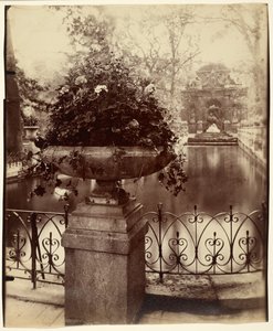 Lucemburské zahrady od Eugène Atget