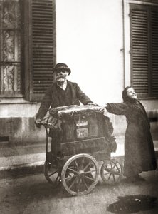 Varhanní hráč, cca 1898-99 (želatinový stříbrný tisk) od Eugène Atget