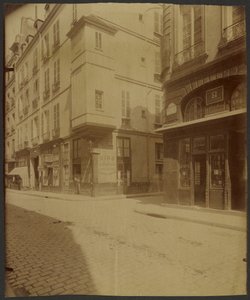 Věžička v ulici Saint Paul.  Údajně zde sídlil Botal, lékař Jindřicha III. od Eugène Atget