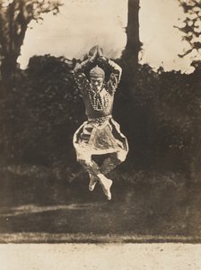[Nižinskij v siamském tanci z Orientales], 1910. od Eugène Druet