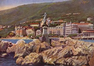 Opatija, nyní Opatija v Chorvatsku: Madonna del Mare, v pozadí kostel sv. Marie Zvěstované (foto) od European Photographer