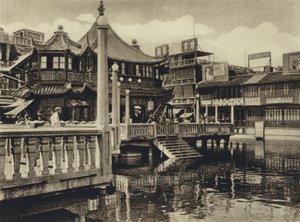 Čína, čajovna v Šanghaji (černobílá fotografie) od European Photographer