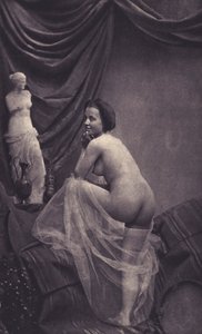 Druhý empírový akt (č/b fotografie) od European Photographer
