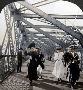 Promenáda, Williamsburg Bridge, New York, USA, c1900