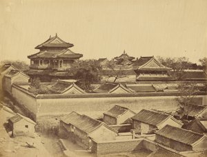 První pohled na Peking pořízený od brány Antin, říjen 1860 od Felice Beato