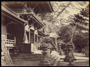 Chrám Hačiman, Kamakura od Felice Beato