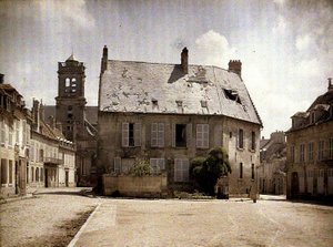 Dům s poškozenou střechou, Soissons, Aisne, 1917 (autochrom) od Fernand Cuville