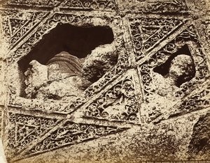 Detail sochařské výzdoby v chrámu, v archeologické zóně Heliopolis nebo Baalbek, starověké syrské město, nyní Libanon od Félix Bonfils