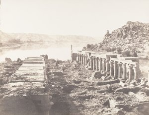 Ostrov Fileh Philæ, Celkový pohled převzatý z bodu I, Na platformě..., 1851-52, tištěno 1853-54. od Félix Teynard