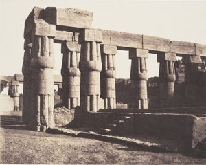 Louksor Théby, pozdější výstavba - galerie - paralely, 1851-52. od Félix Teynard
