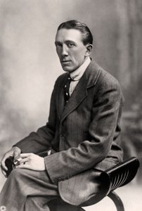 Gerald Du Maurier 1873-1934, anglický herec a divadelní manažer, počátek 20. století.