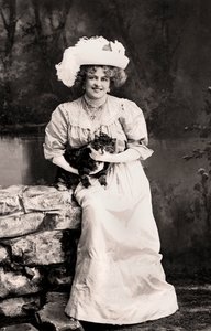 Marie Studholme 1875-1930, anglická herečka, 1900. od Foulsham and Banfield