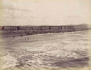 Rhyl, z moře, 70. léta 19. století. od Francis Bedford
