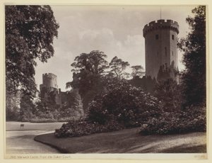 Hrad Warwick, z vnějšího nádvoří od Francis Bedford