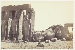 Osiride Pillars a Great Fallen Colossus od Francis Frith
