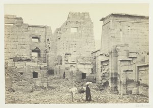 Chrámový palác, Medinet Haboo od Francis Frith